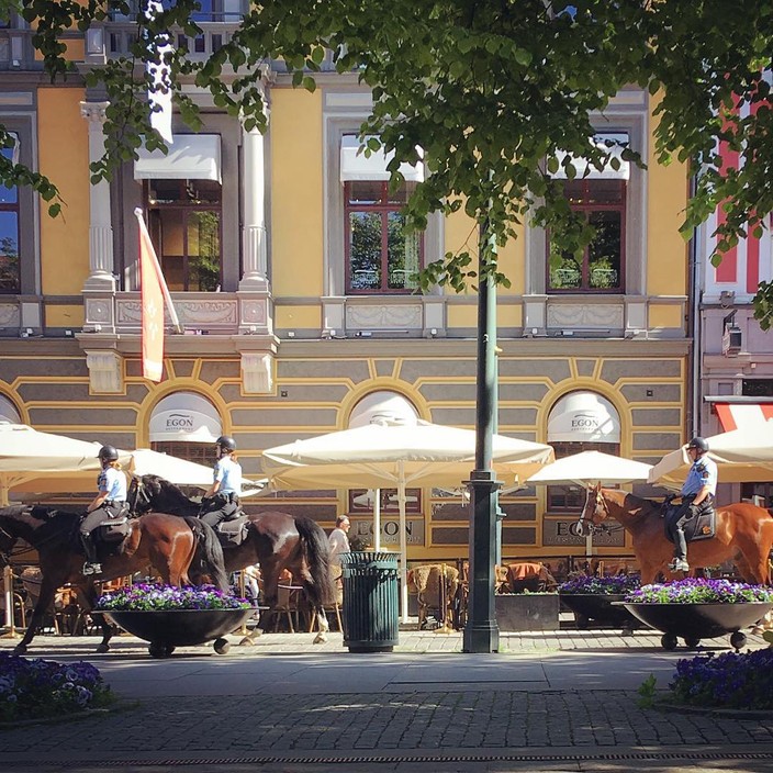 Mounted police, Karl Johans Gate, Oslo