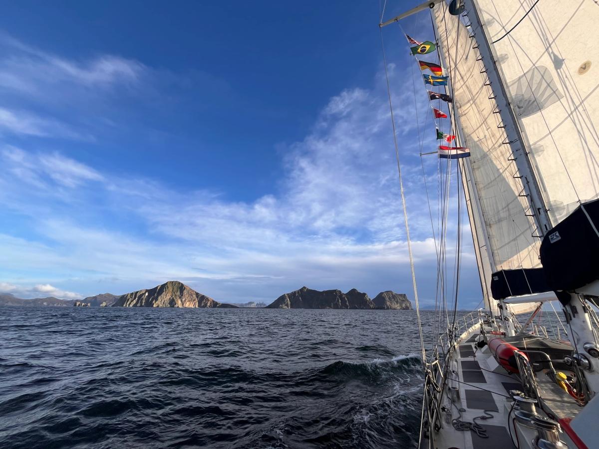 The Abel Tasman sails by the Aleutian Islands. Credit: Cléo Campe, MEDIA.etc