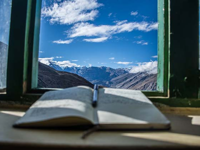 Sales and Communications Associate