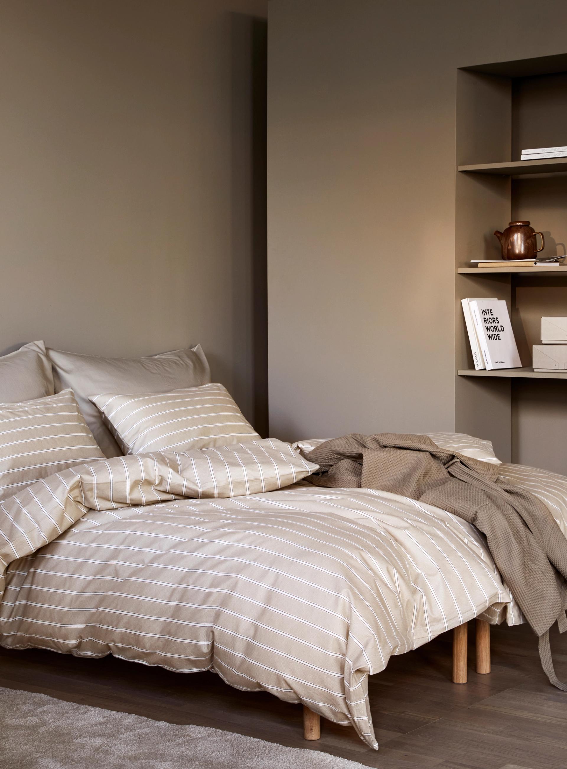 Sov i høstens palett