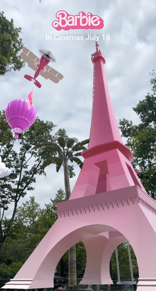 eiffeltower barbie lens