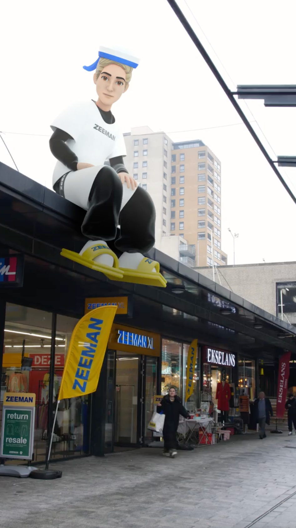 zeeman sitting on top of a shop