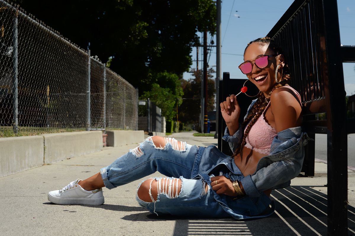 smj 501_retouched!.jpg