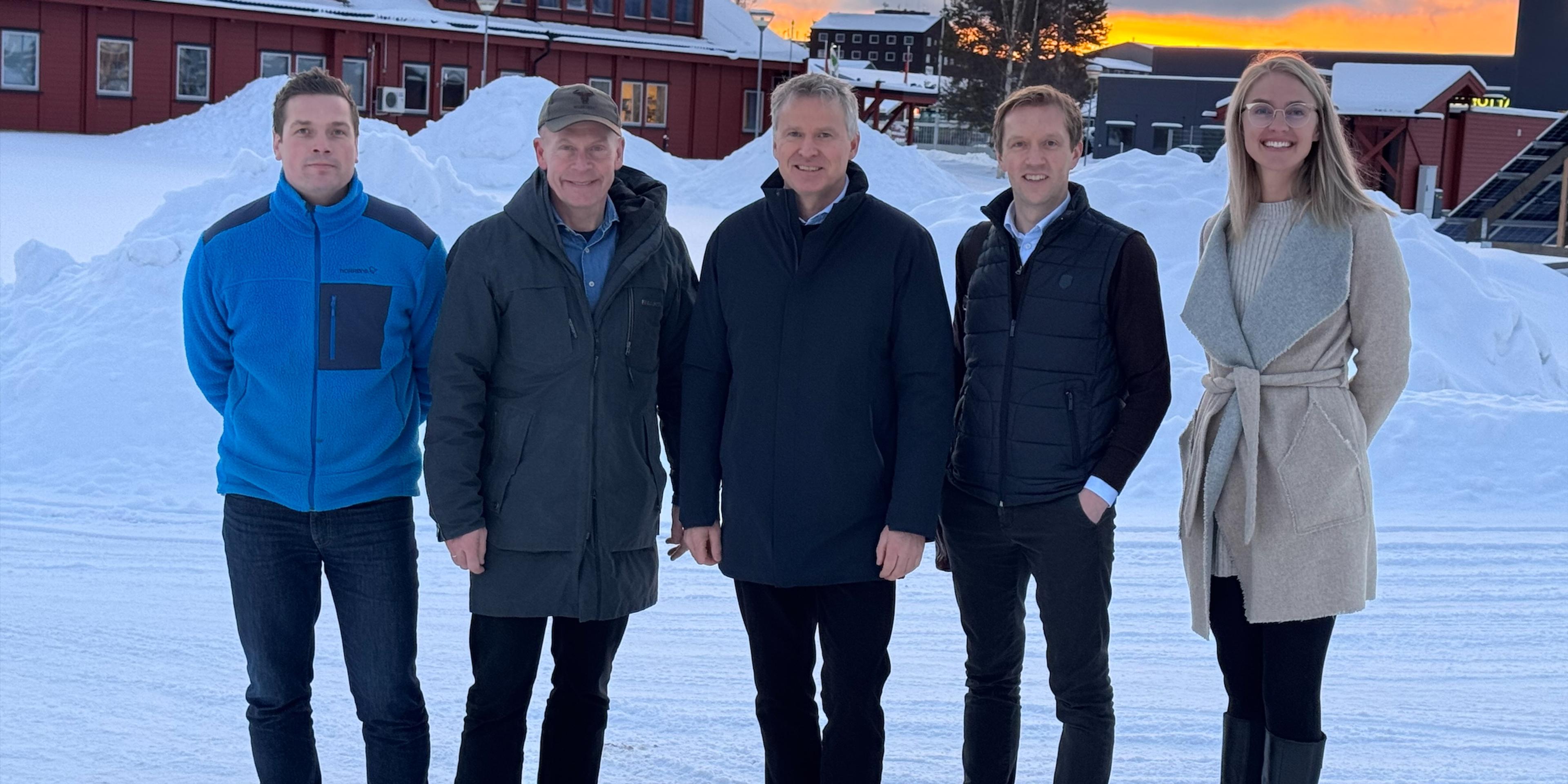 Foto av representanter for nye Storfossen AS
