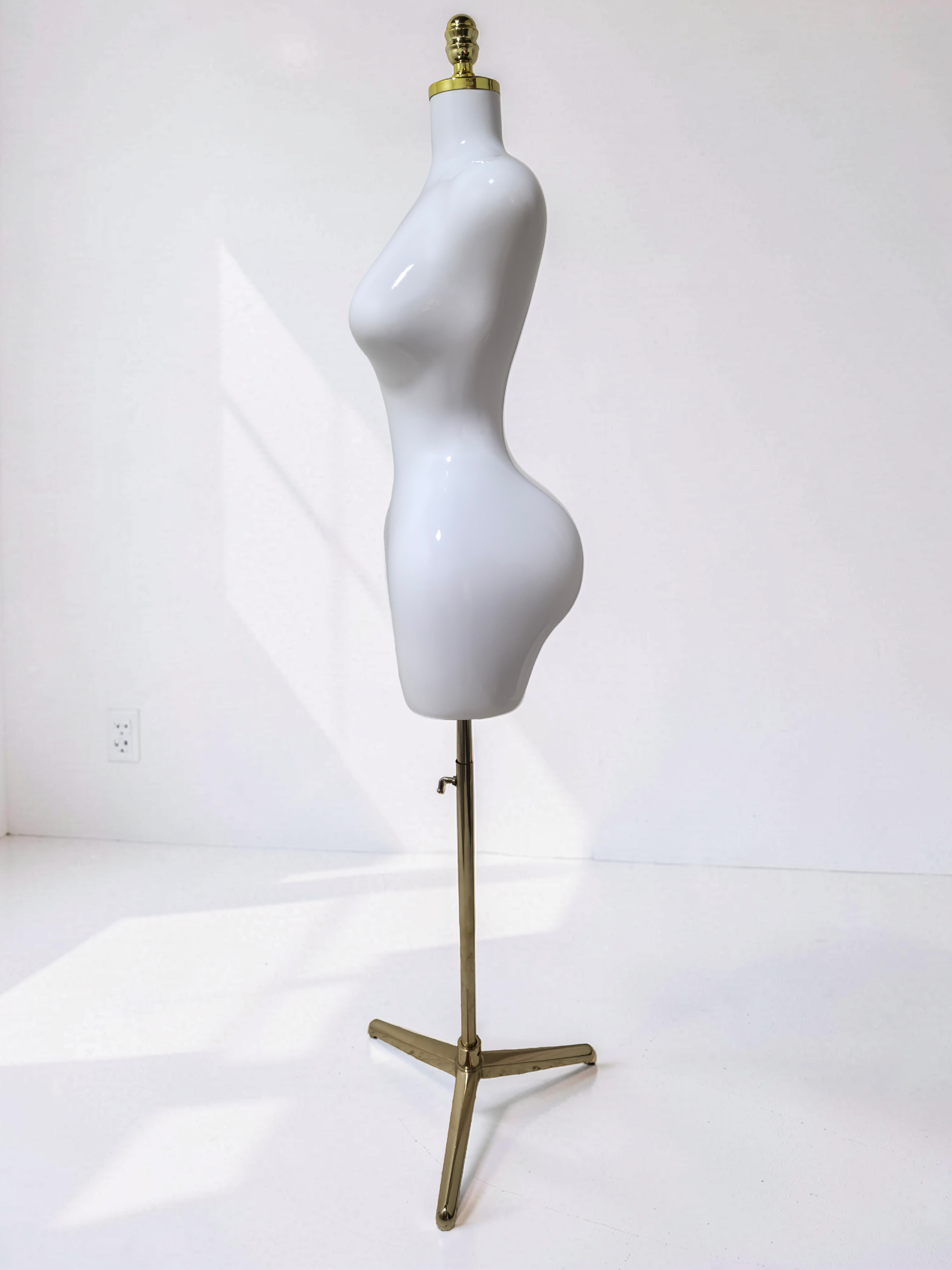 Maniquí de Drapeo Buchona Blanco Fibra de Vidrio - Miniatura 3