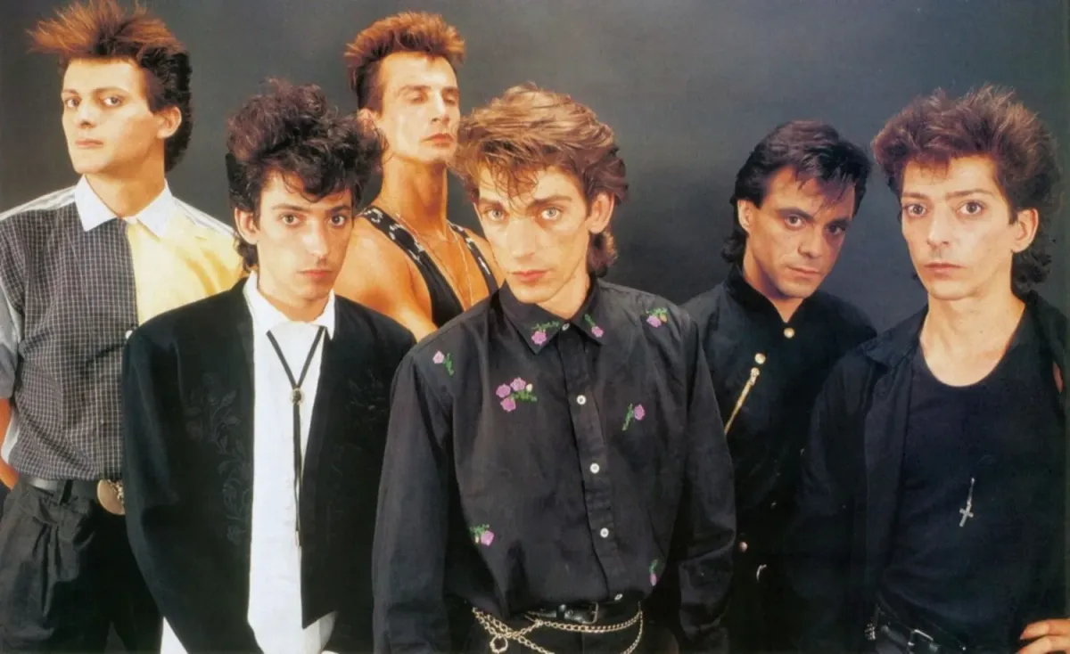 La formación de Virus, a mediados de la década de 1980.