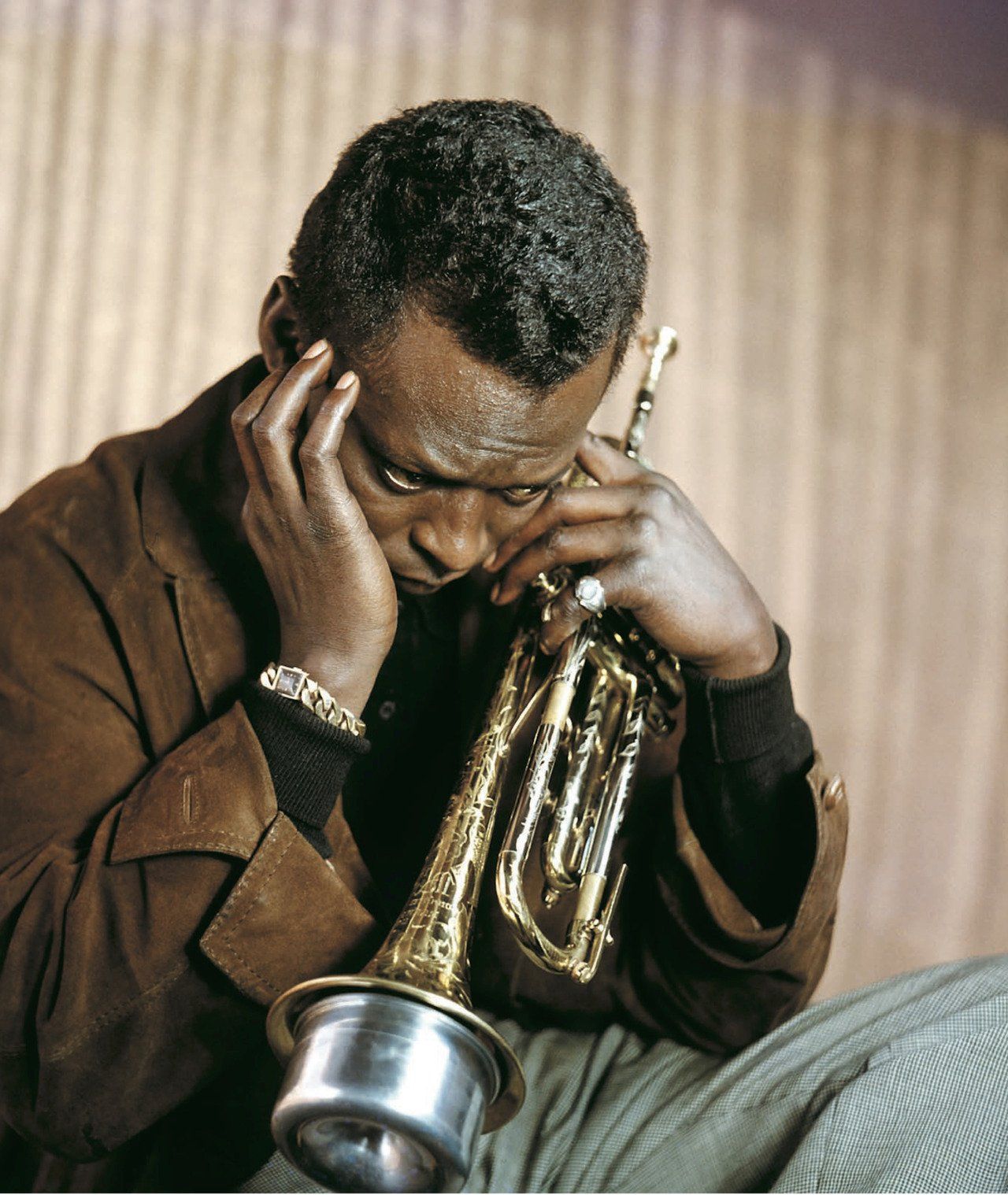Cinco puertas hacia Miles Davis