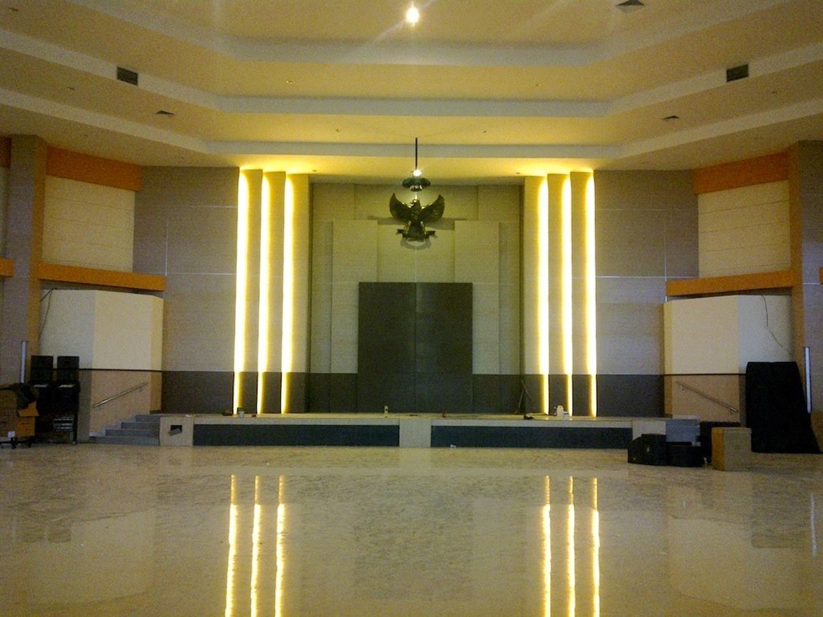 Renovasi Gedung Balai Sartika