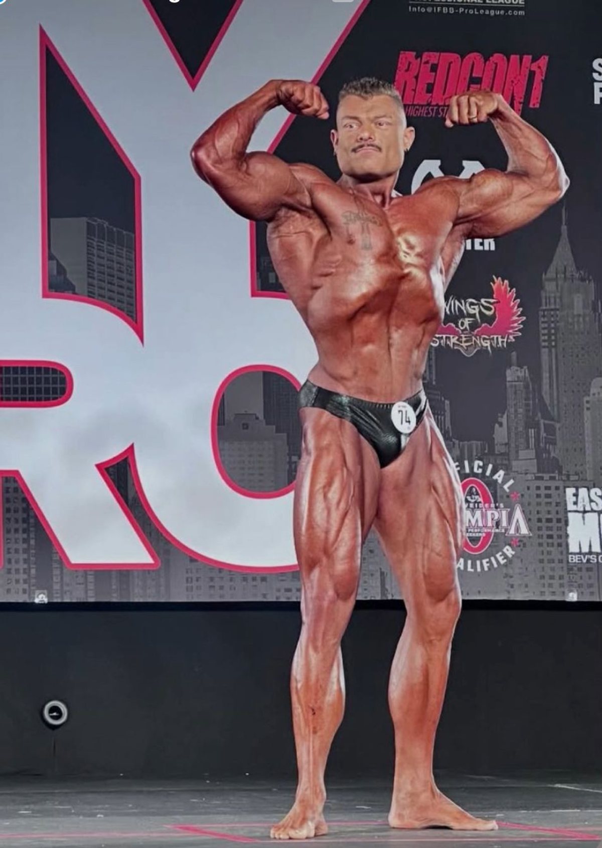 IFBB PRO Leo Mayorhofer