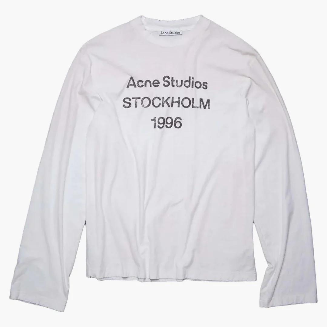 Wash-Distressed Dirty Long Sleeve T-shirt