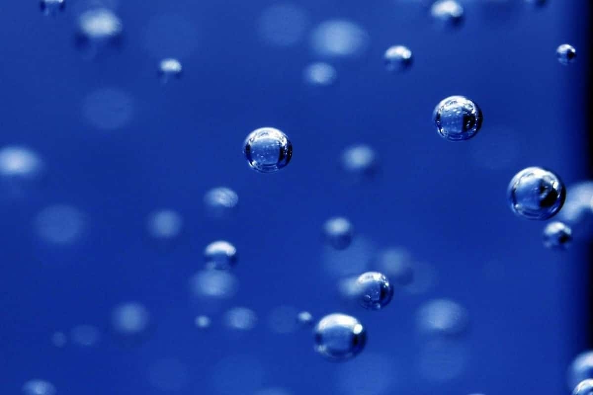 What Is Structured Water? A Critical Look at the Claims Behind “H3O2”