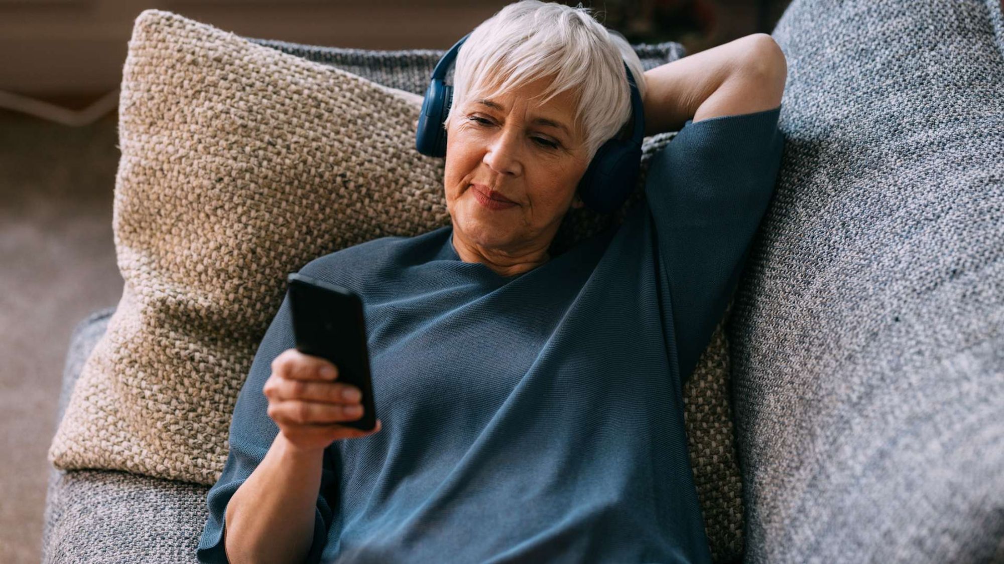 Hjälp äldre att inte bli lurade digitalt