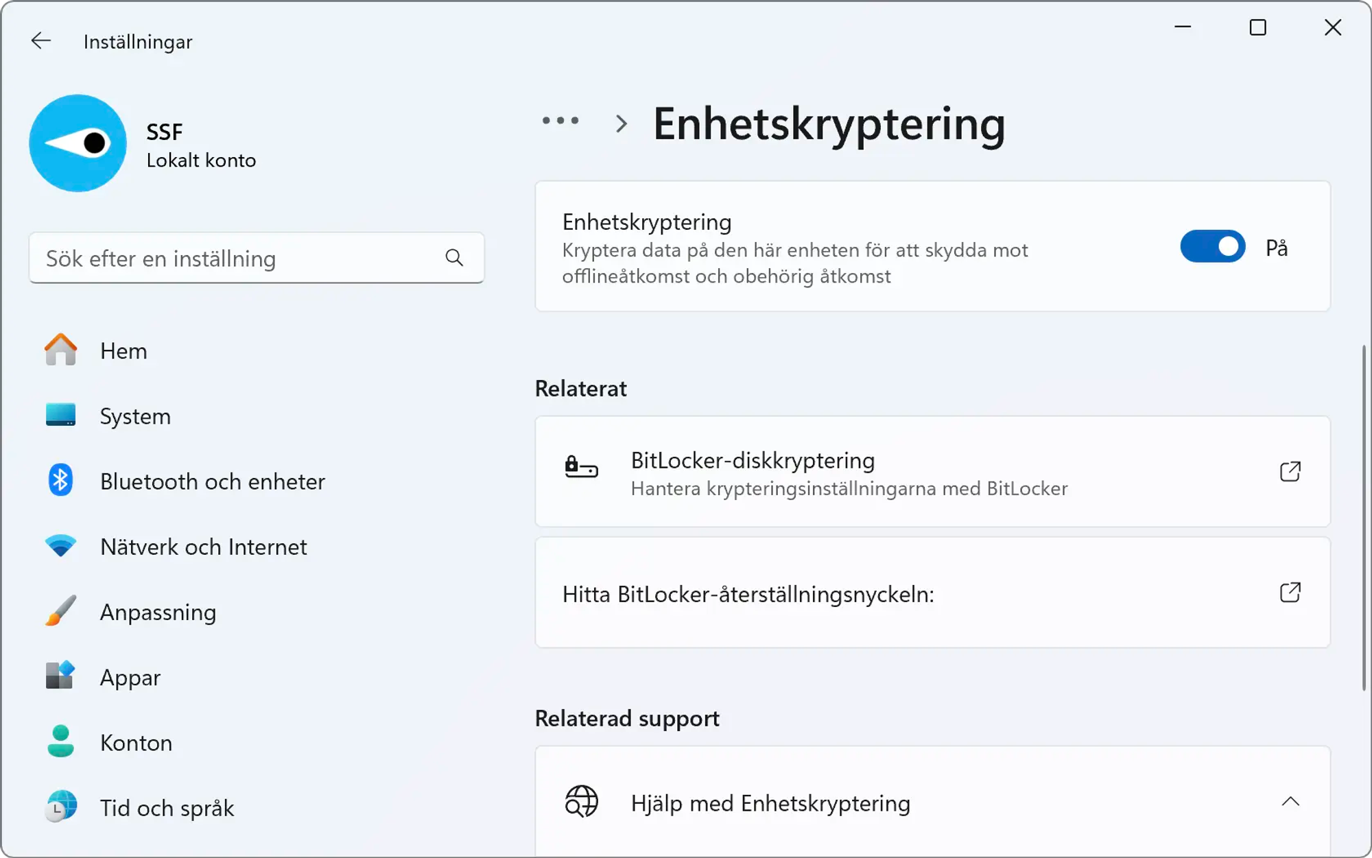 Skärmavbild av Inställningar-appen i Windows 11 som visar inställningar för kryptering av datorns interna lagringsyta.