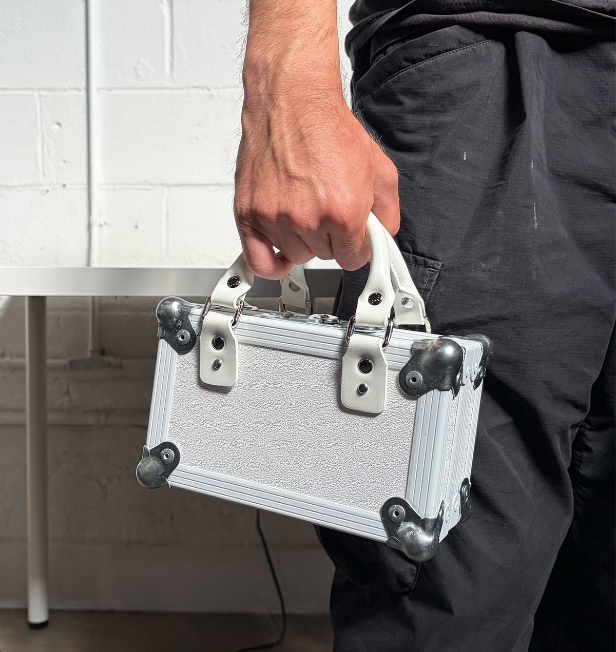 Nik Bentel Studio - The Road Case