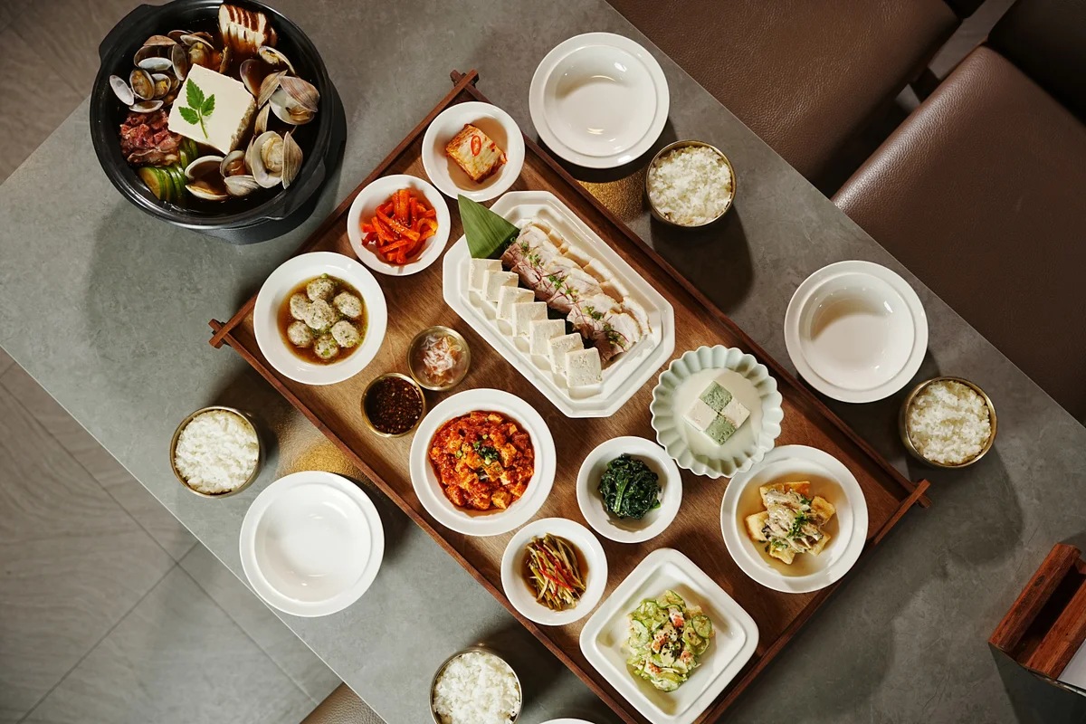 온유담 두부미식큰상 한상차림, 편육과 두부 요리