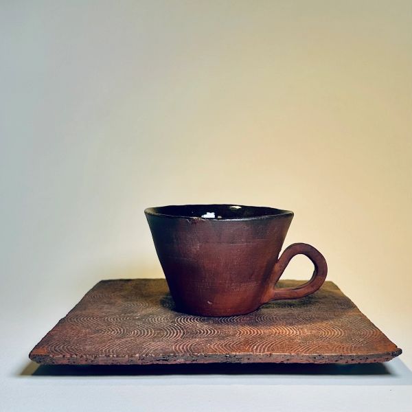 Rustic Tea Cup — Dark