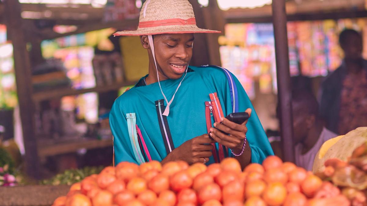 How Everyday Payments Work in Kigali: Motos, Markets and Vendors