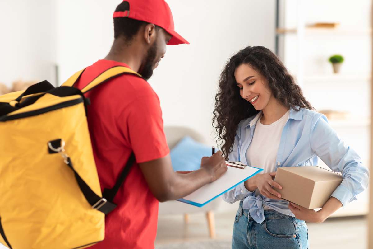 Side Hustles in a High-Inflation Economy: Exploring Flexible Income Options Like Uber, DoorDash, and Instacart