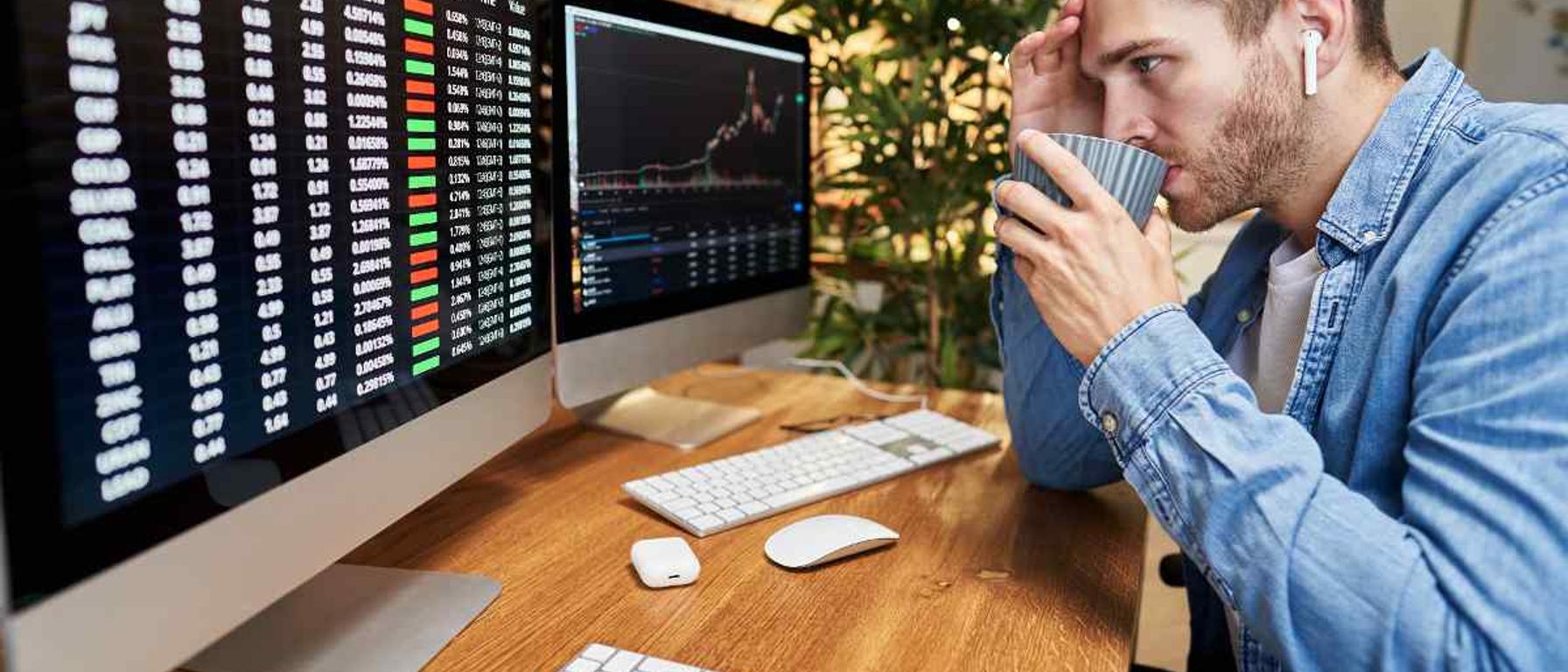 Fear vs Greed Index: What It Is & How It Works