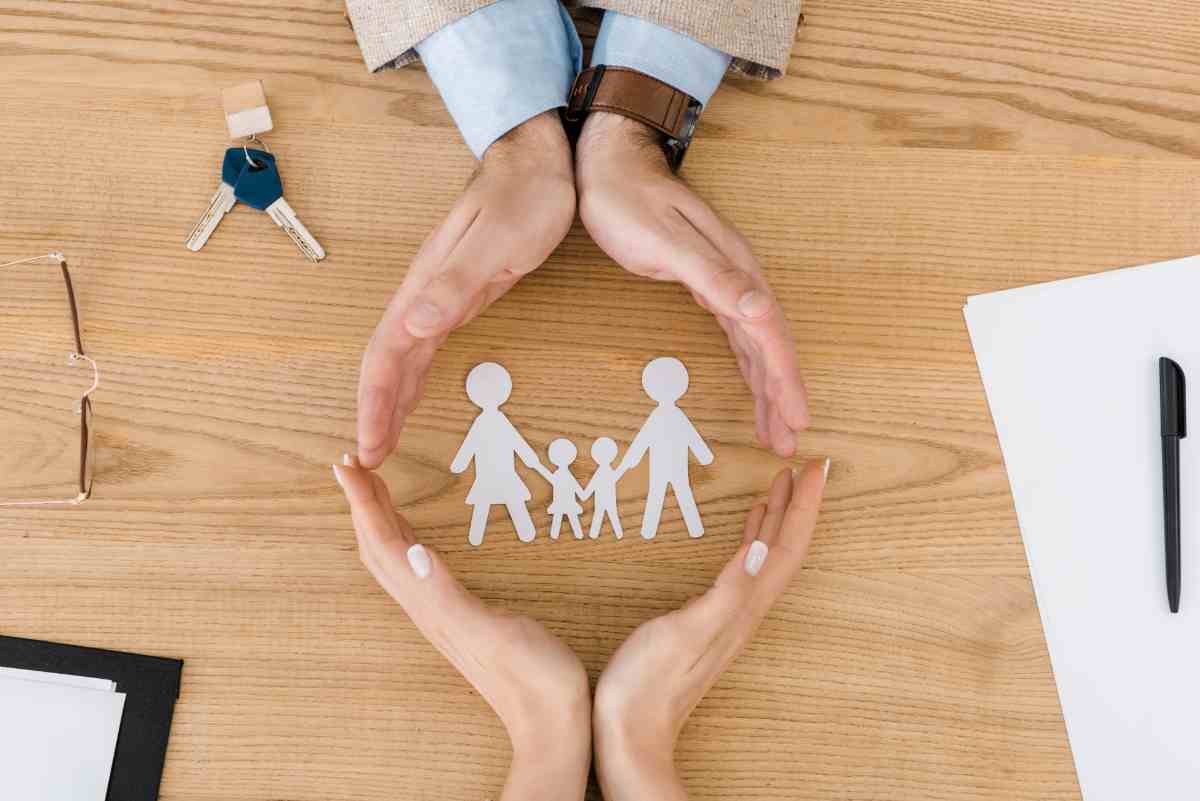 Annuities vs. Life Insurance: How To Choose What&#8217;s Right for You