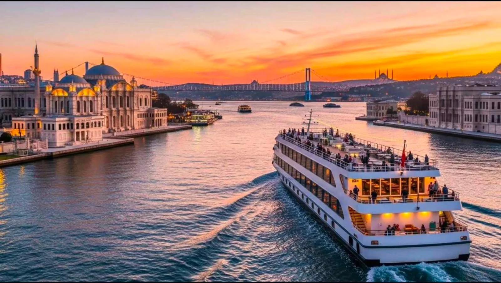 Ortaköy Mosque Sunset Cruise, Istanbul, Turkey