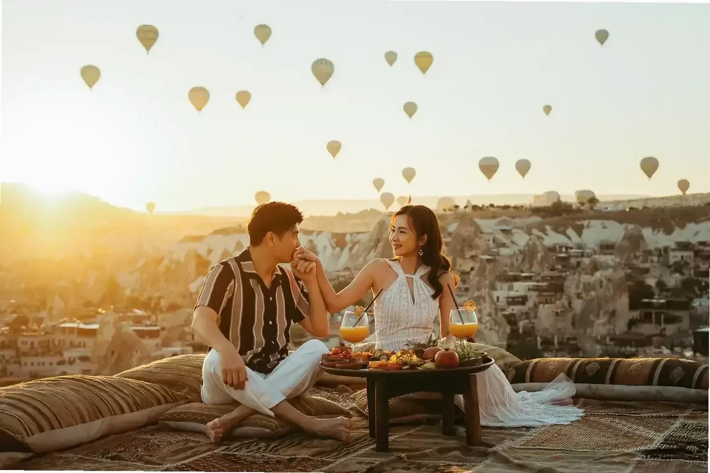 Hot Air Balloons Rooftop Breakfast, Cappadocia, Turkey