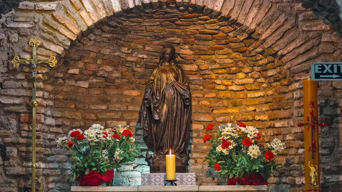 House Of The Virgin Mary Statue, Selcuk, Turkey