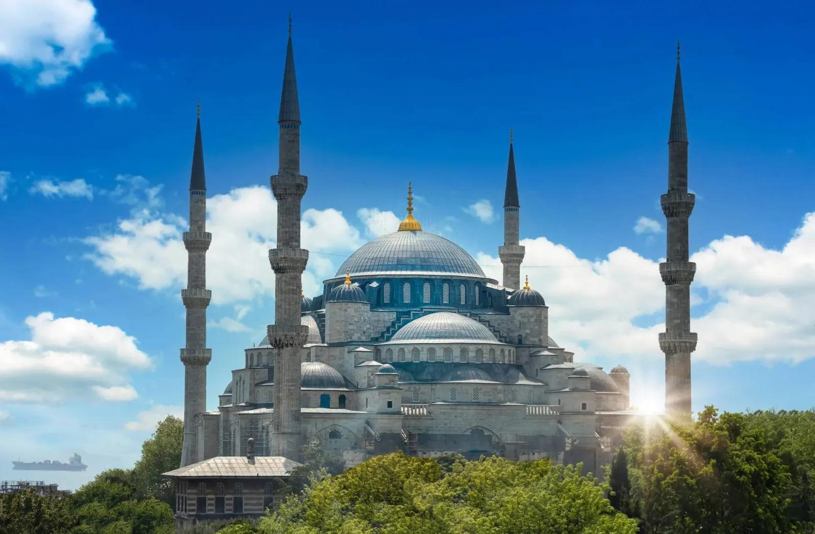 Blue Mosque Exterior, Istanbul, Turkey