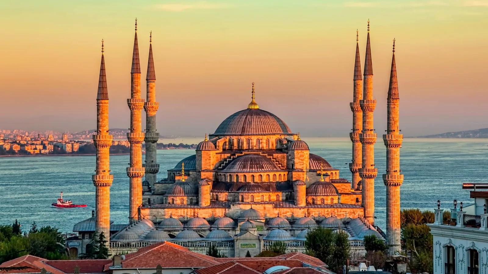 Blue Mosque Sunset, Istanbul, Turkey
