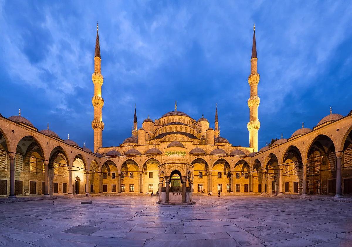 Blue Mosque Courtyard, Istanbul, Turkey