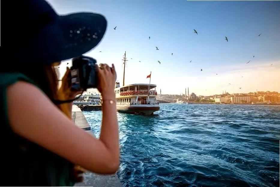 Bosphorus Ferry, Istanbul, Turkey