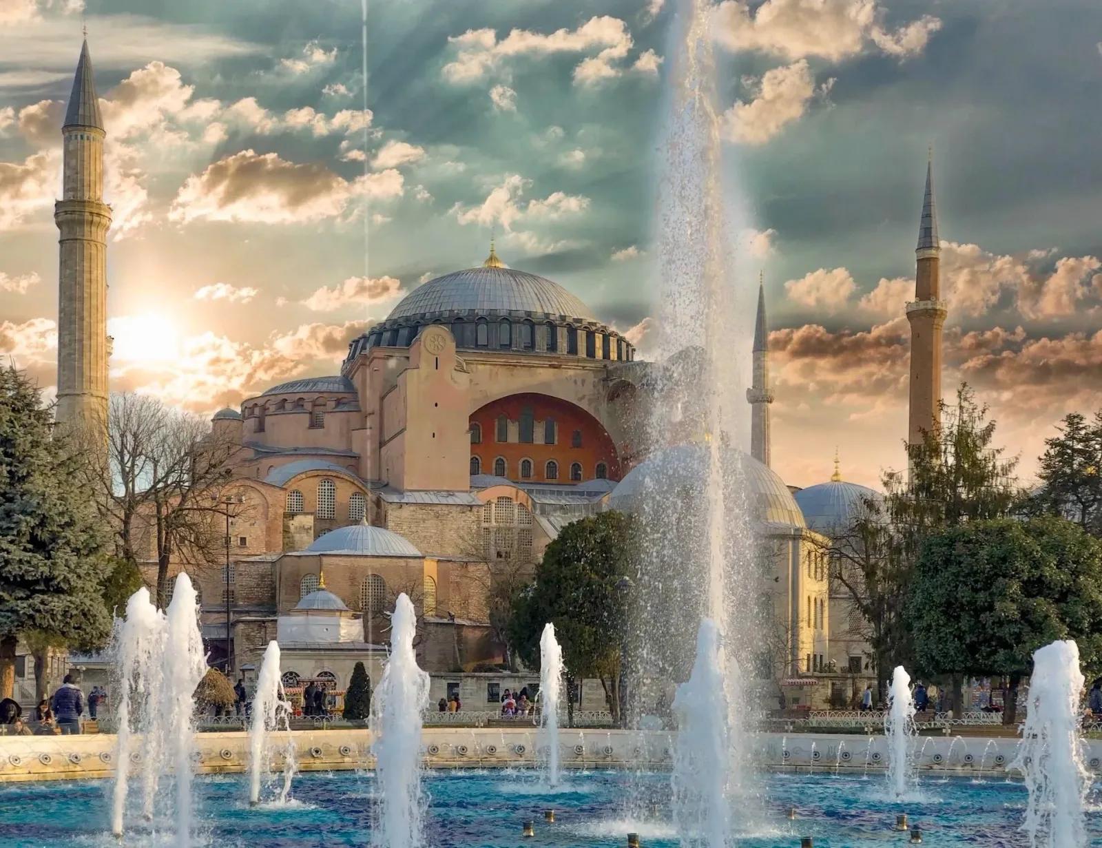 Hagia Sophia Exterior, Istanbul, Turkey