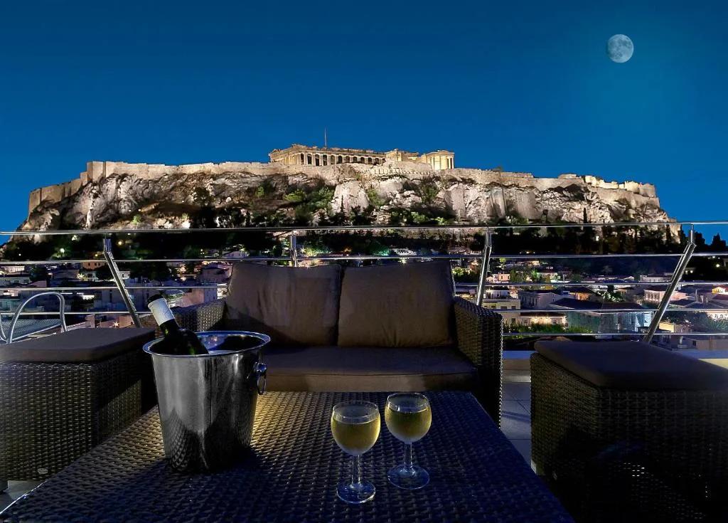 12-Day Grand Cyclades Tour: Athens, Mykonos, Paros, Naxos, and Santorini
