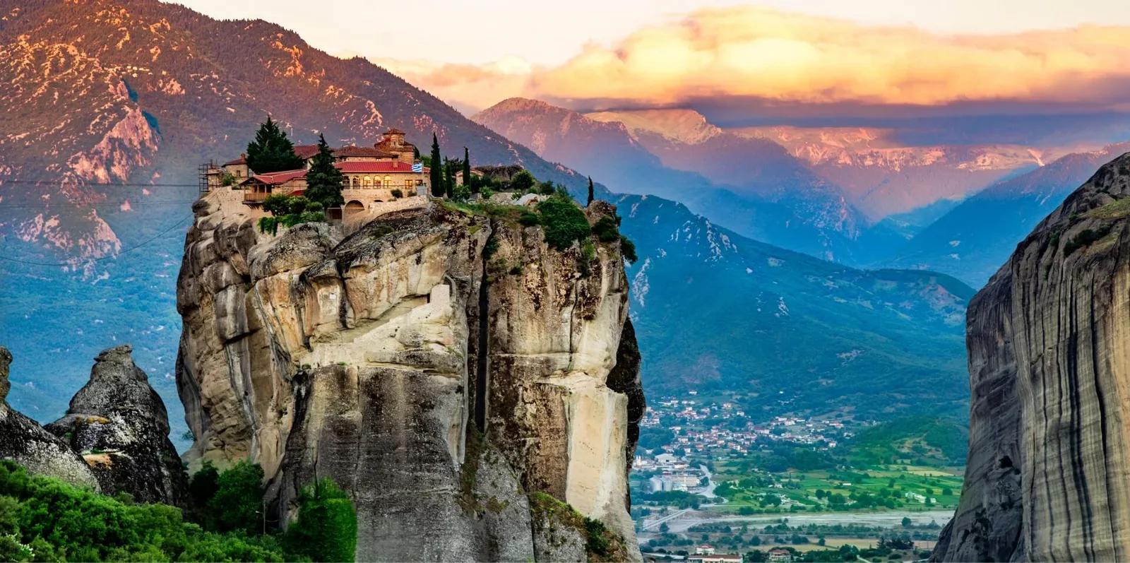Holy Trinity Monastery Cliff, Meteora, Greece