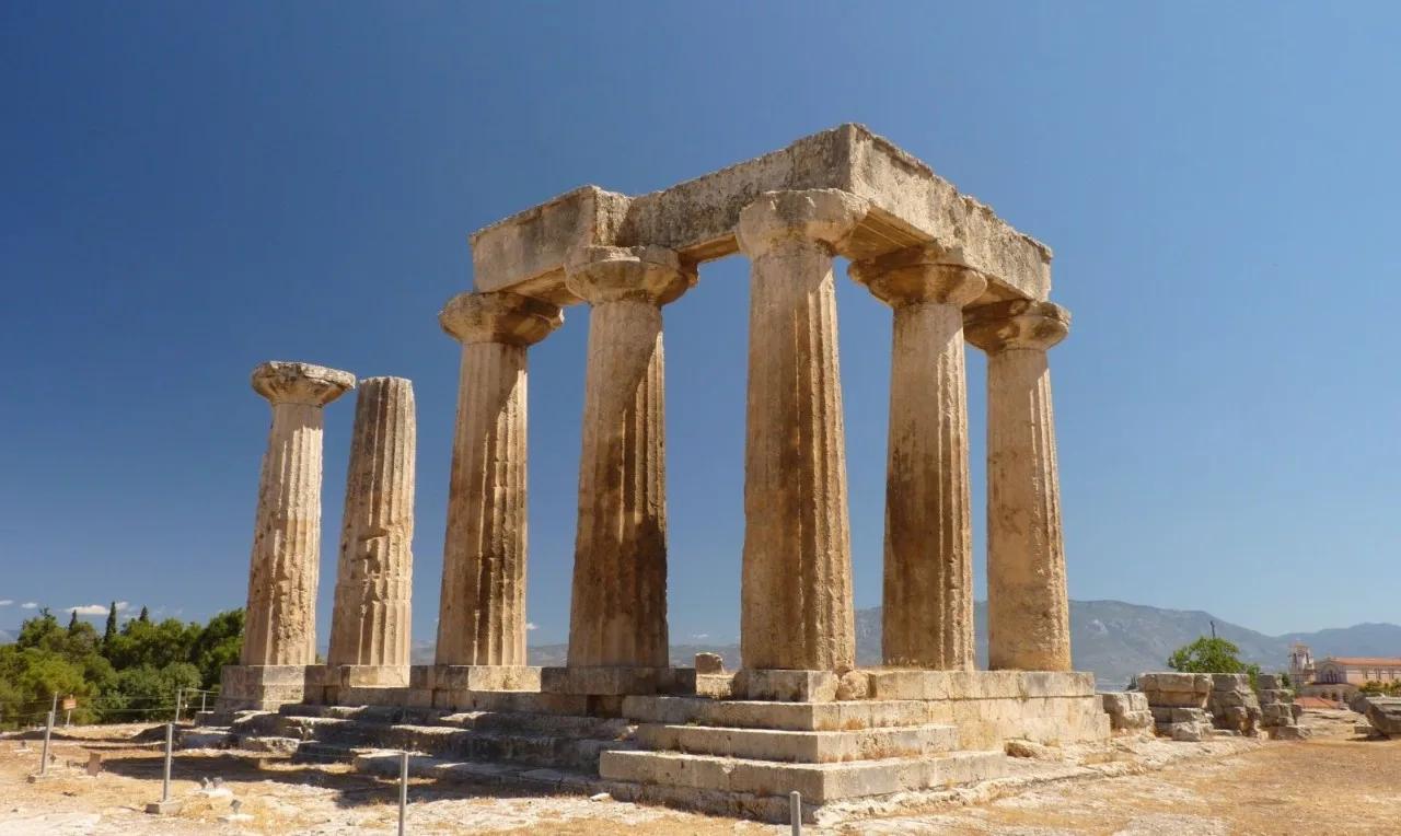 Temple Of Apollo, Corinth, Greece