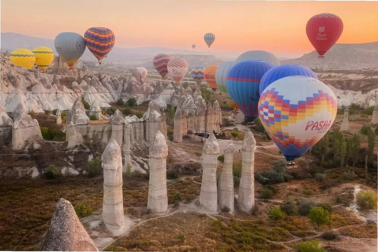 Love Valley Hot Air Balloons, Cappadocia, Turkey