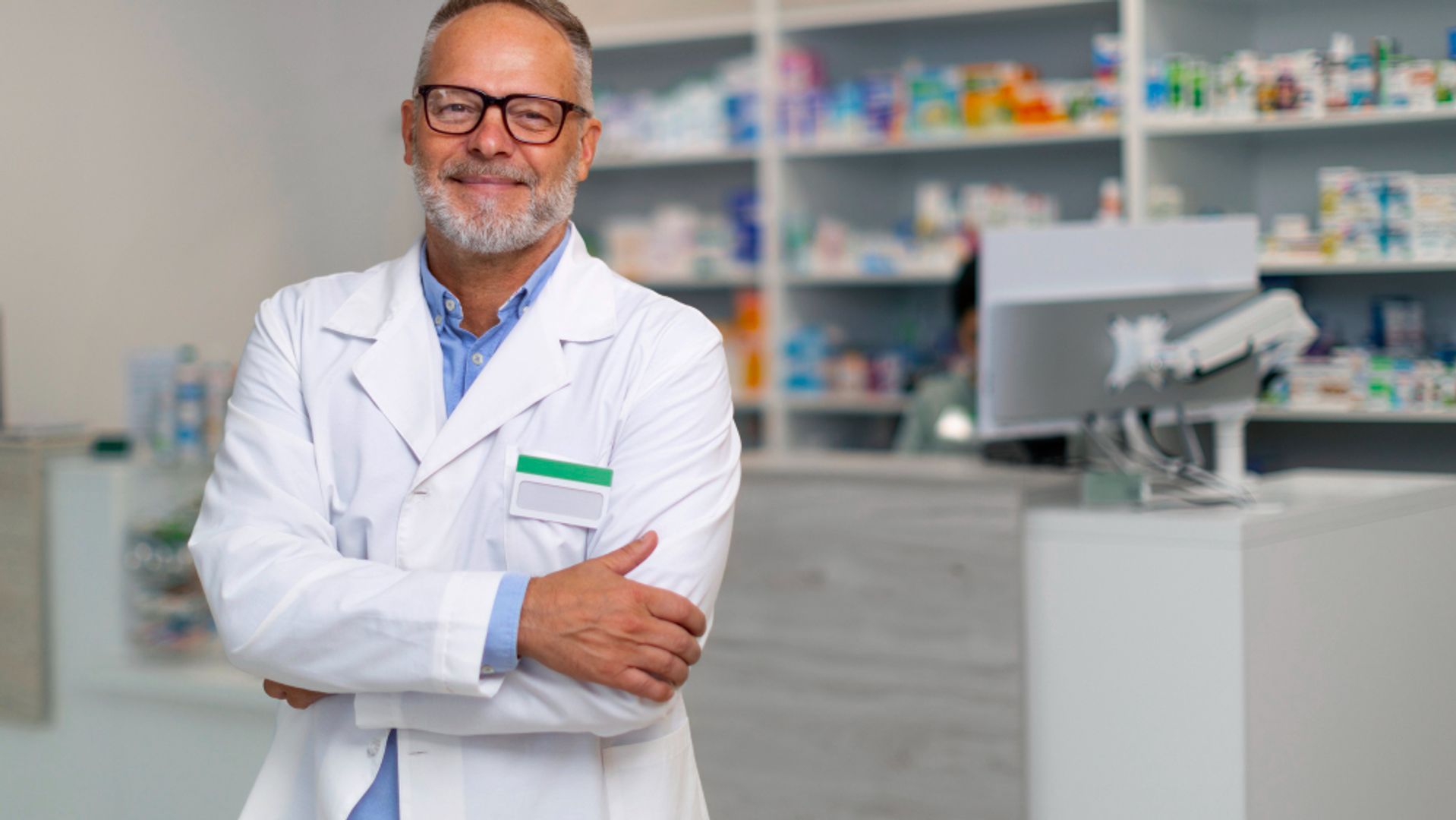 Payer Contracting vs. Credentialing: What Pharmacies Should Know