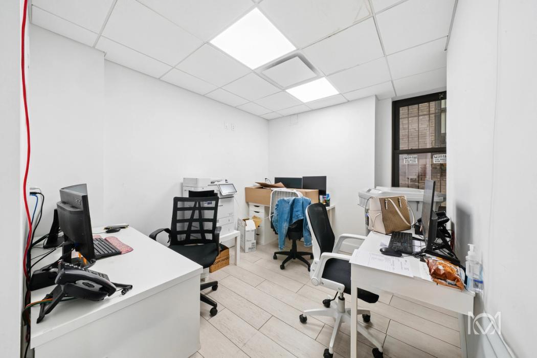 336 Central Park West, Medical Retail 10