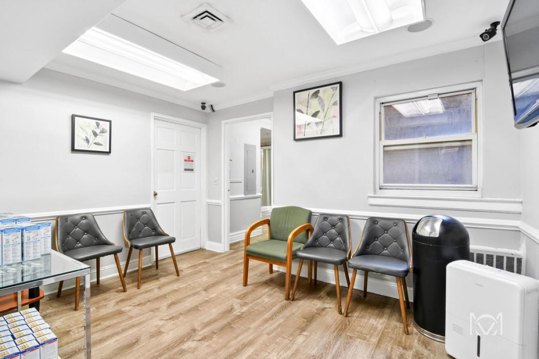 116 East 36th St, Medical Retail 1