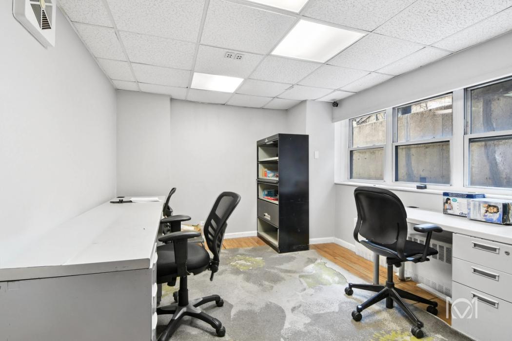 116 East 36th St, Medical Retail 12