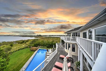 86 Dune Road