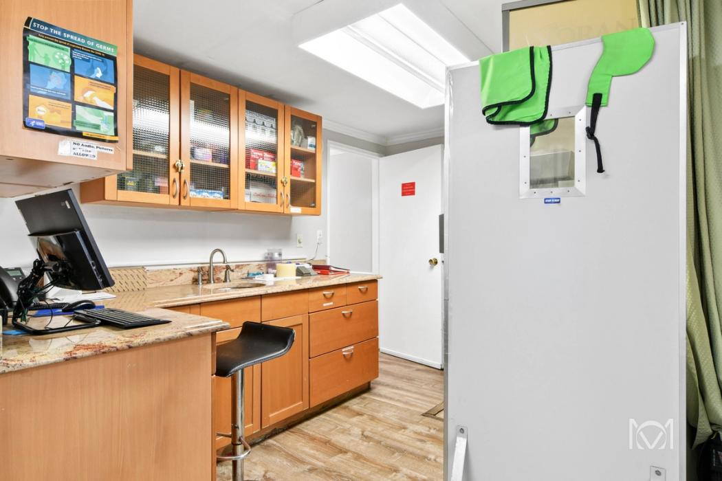 116 East 36th St, Medical Retail 6