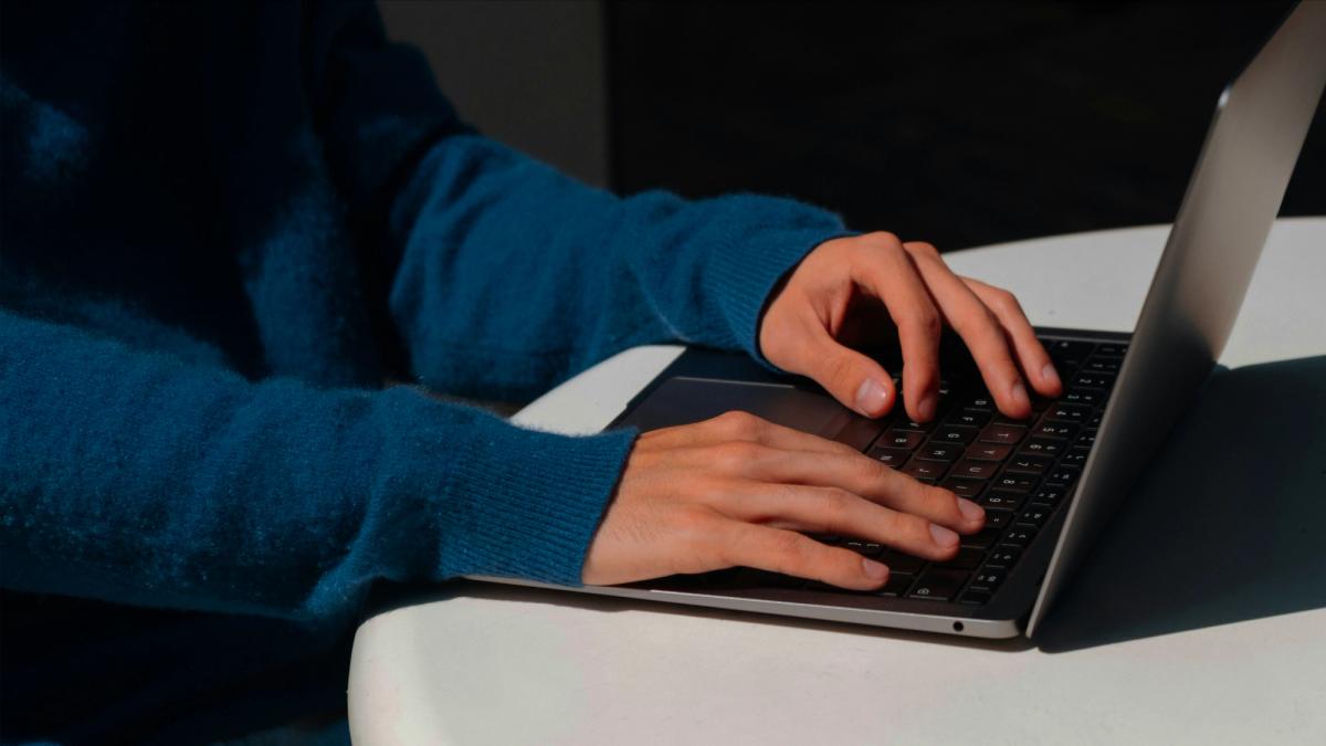 How Legal Coordinates Compliance Rules Into Action