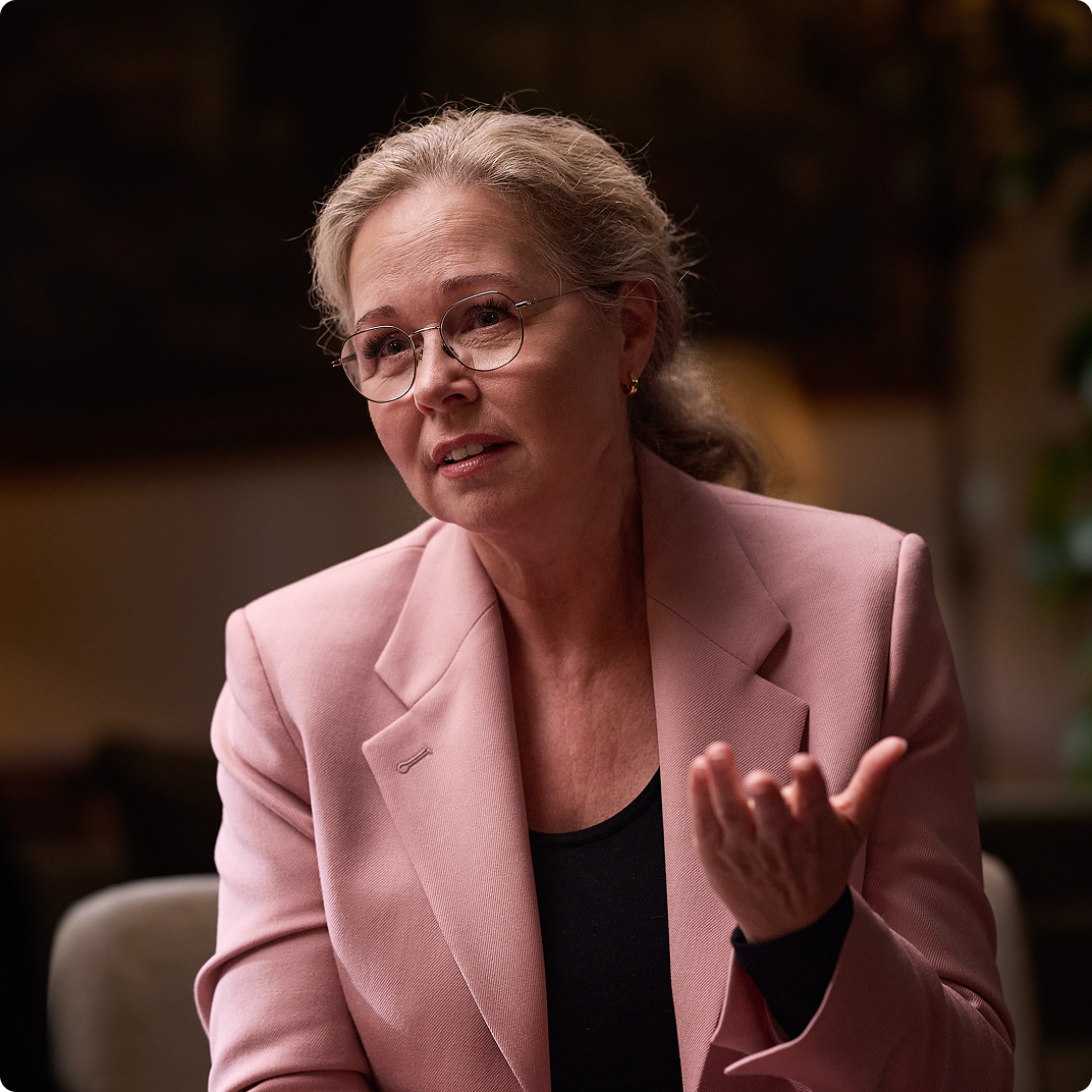 Dr. Claudia Junker