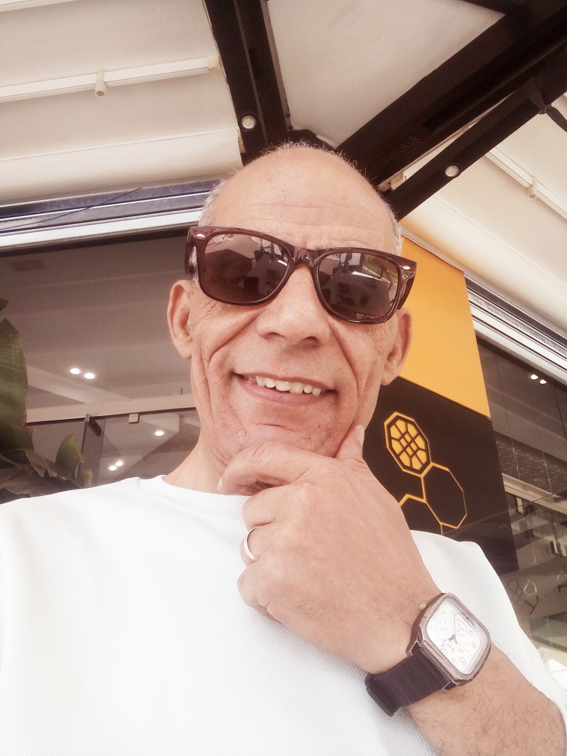 لواعج عشق