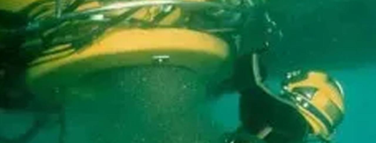 hull cleaning