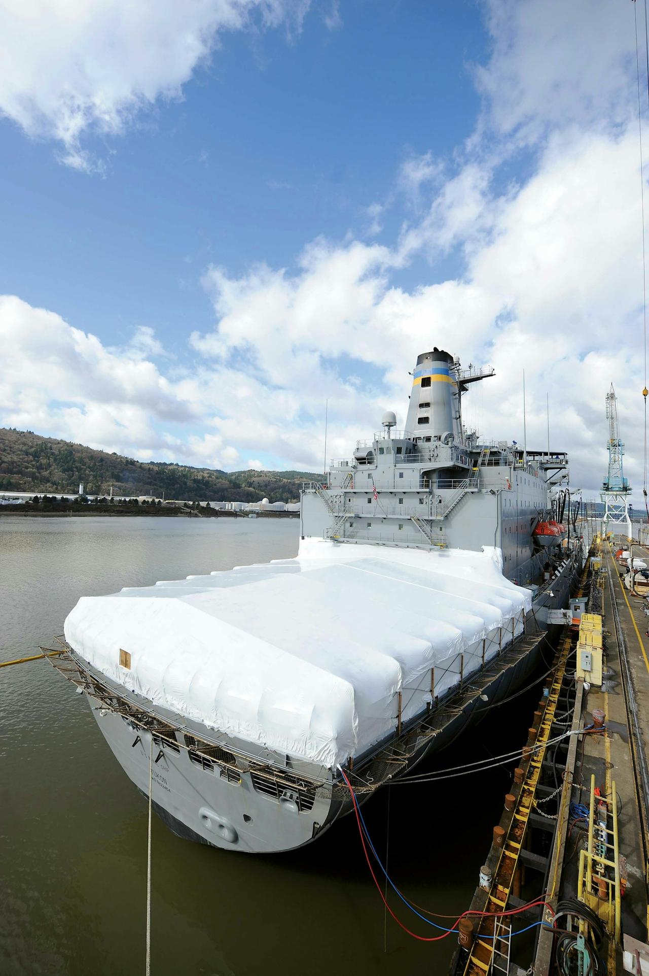 Covering on a ship deck to apply coating