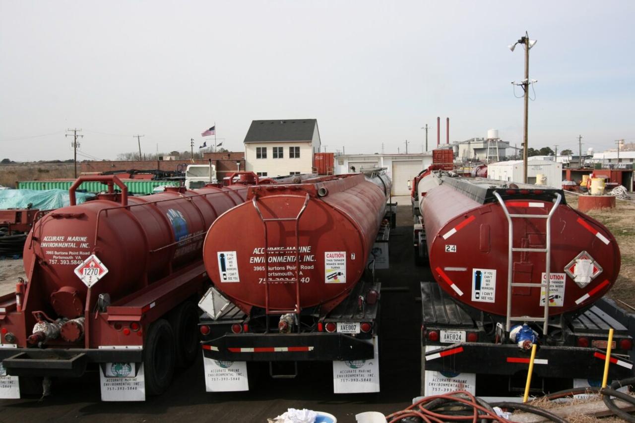 3 tanker trucks