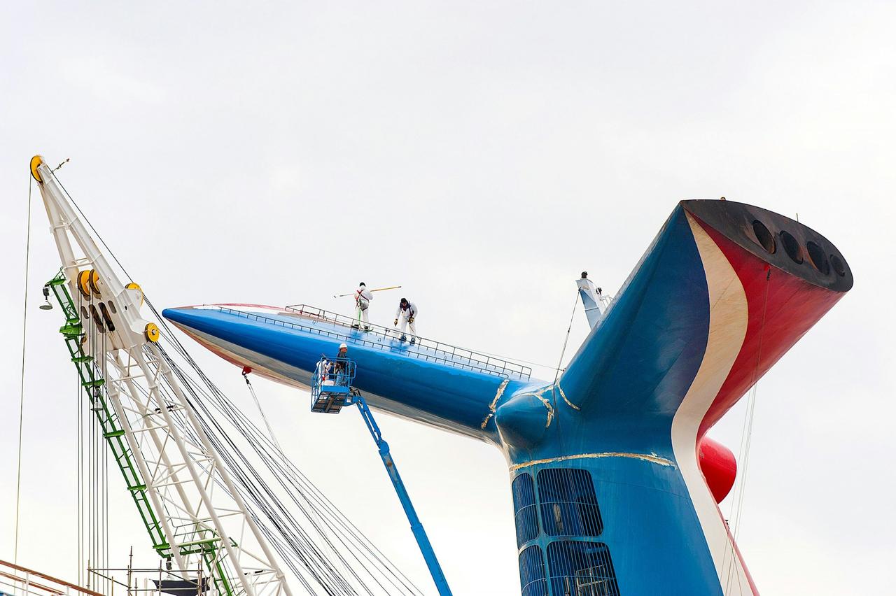 Workers on the Carnival Inspiration