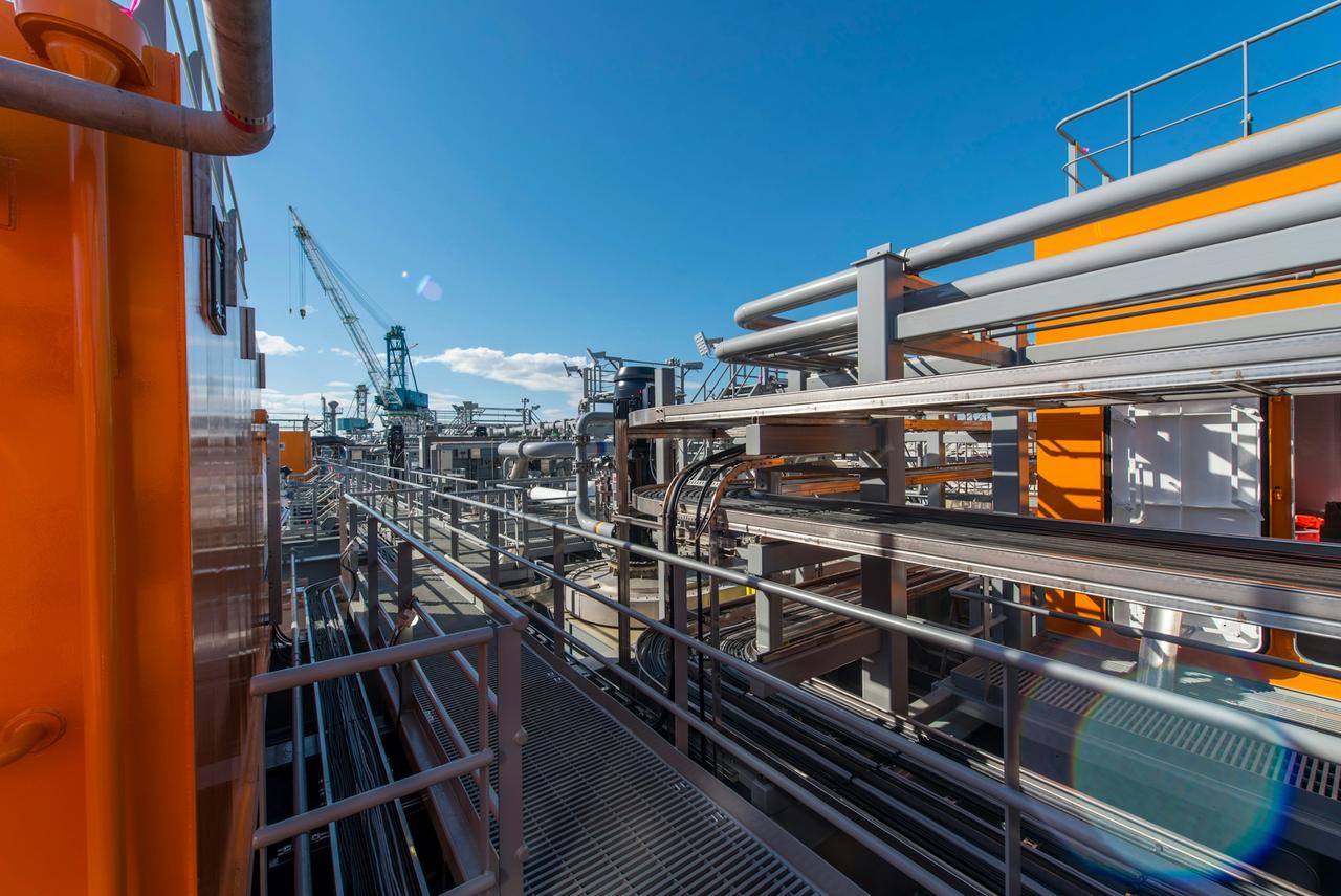 Refrigerated Liquefied Ammonia Barge Decking